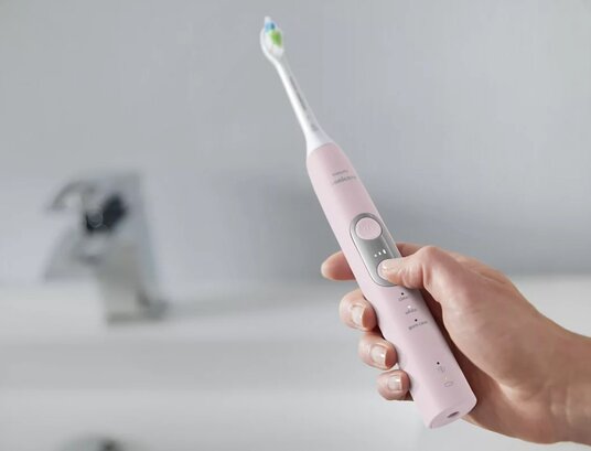 Philips Sonicare ProtectiveClean 6500 electric toothbrush